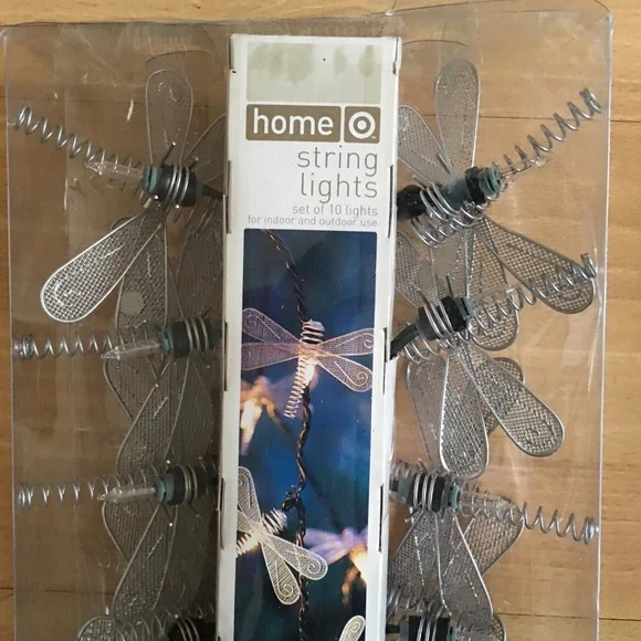 HOME Dragonfly Metal String Lights - Picture 2 of 3